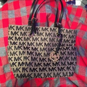 Michael Kors Black Jet Set Tote