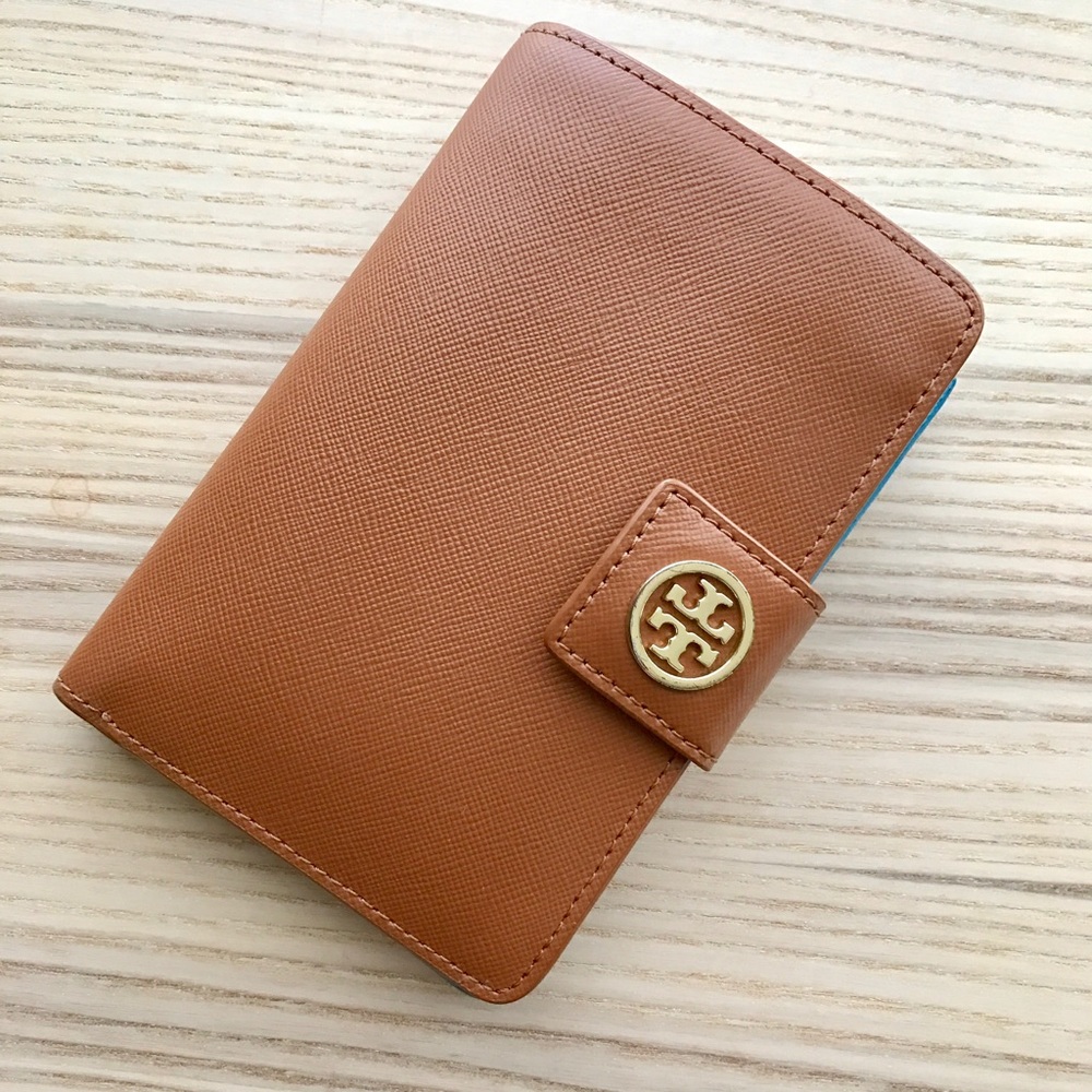 Tory burch bifold French wallet