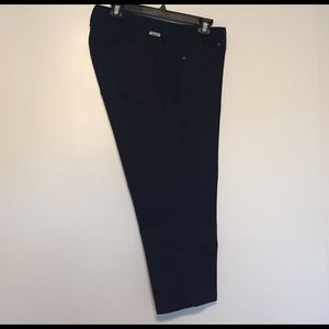 17/21 Exclusive Denim Jean Capri