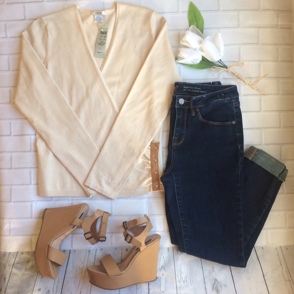 Ivory Sexy Silk Sweater - Small Flaws