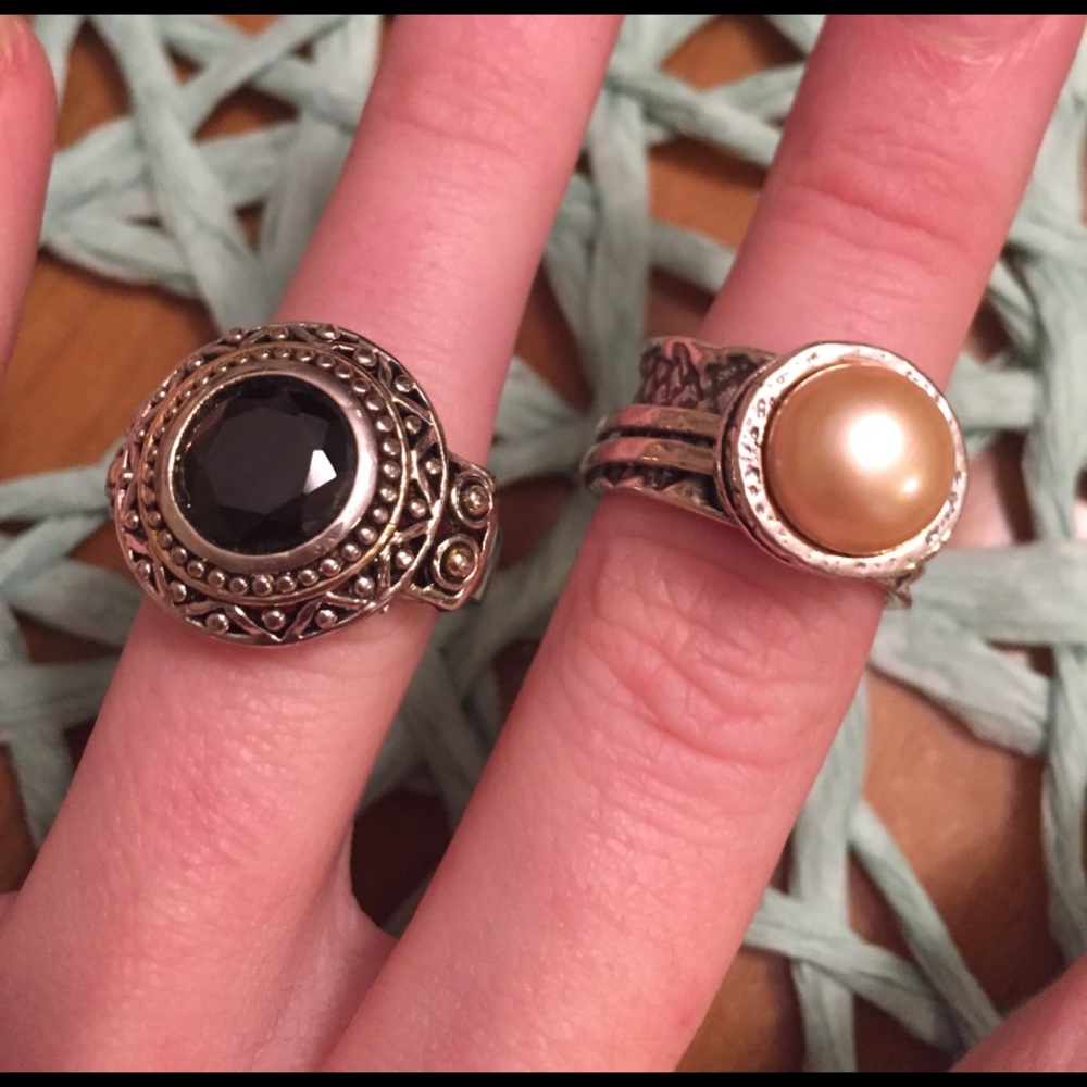 Silver rings.