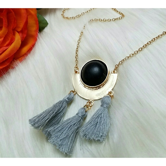 "Stacy" fringe pendant - Picture 2 of 2