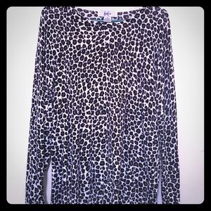 Black and white Leopard long sleeve.
