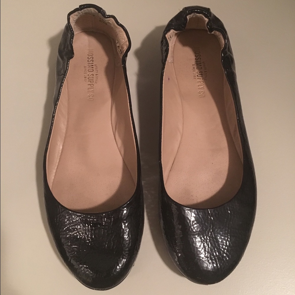🖤 black flats!