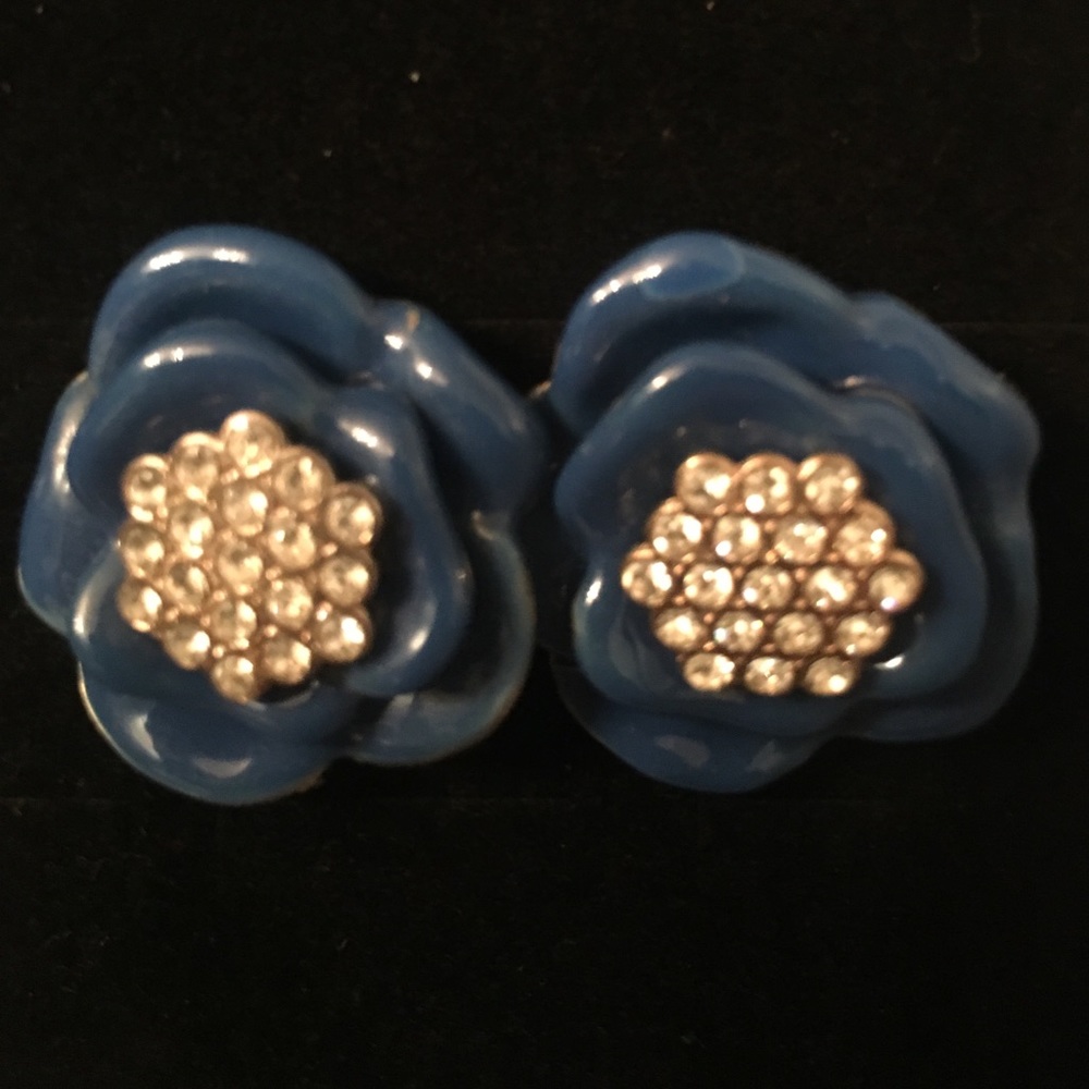 Blue petal studs