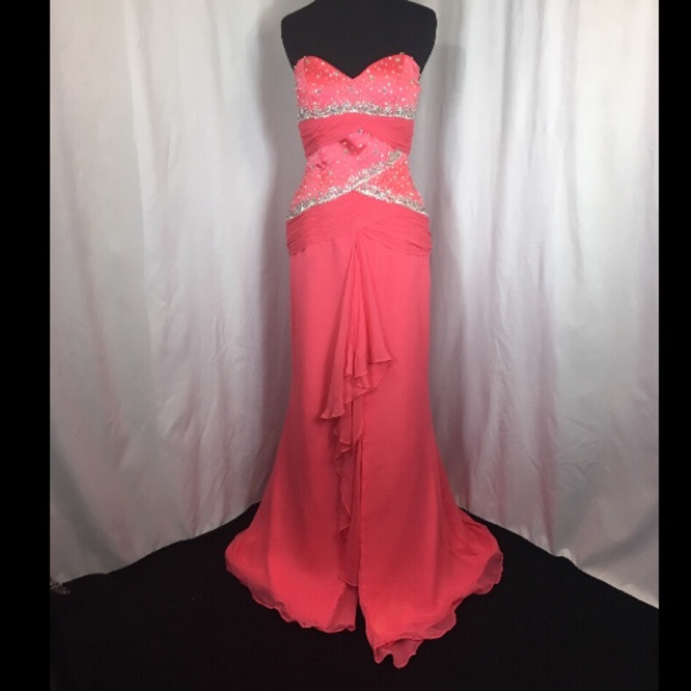 Morgan & Co. Formal Dress