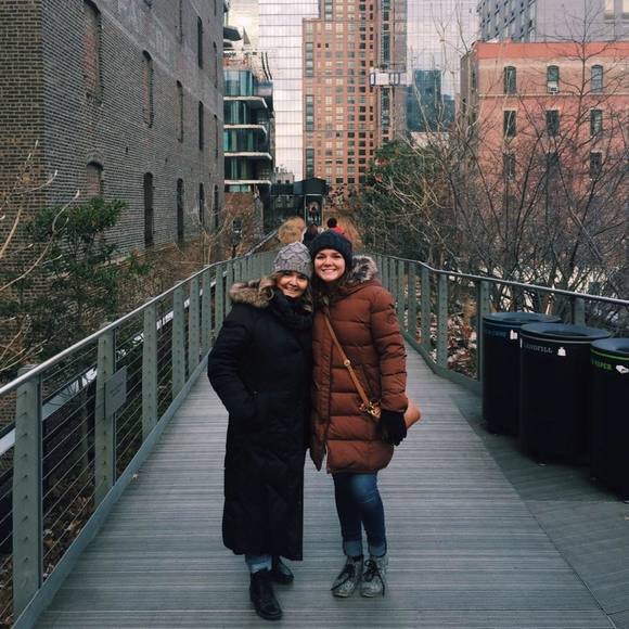 Meet your Posher, Rachel - Picture 1 of 1