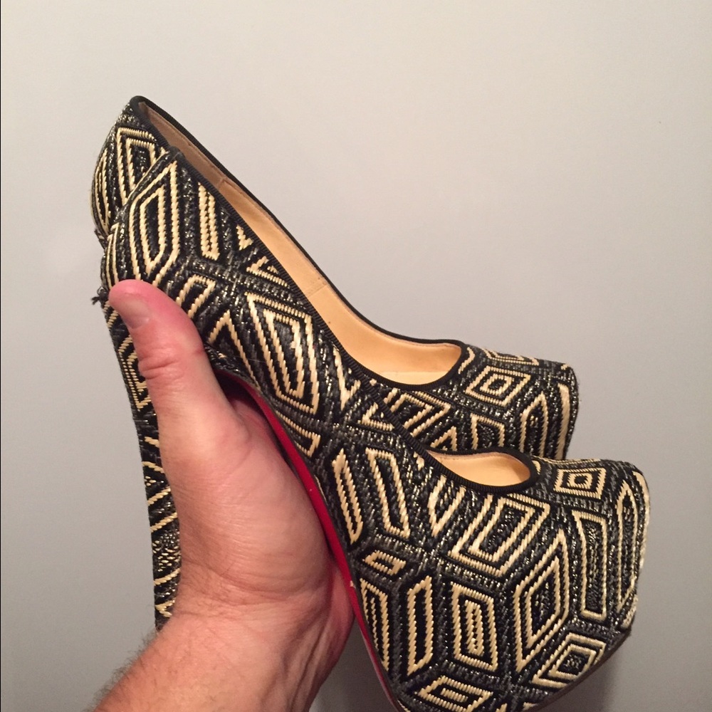 Christian Louboutin pumps size 36