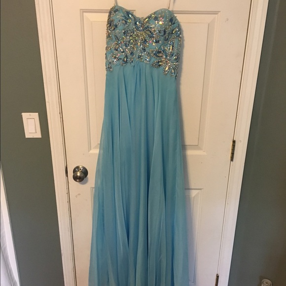 Blue Chiffon Gown with Beaded Bust - Picture 2 of 6