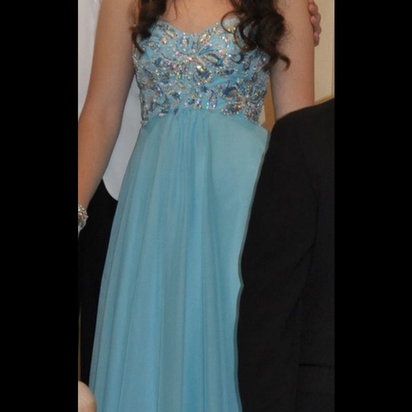 Blue Chiffon Gown with Beaded Bust - Picture 6 of 6