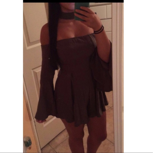 Romper - Picture 2 of 2