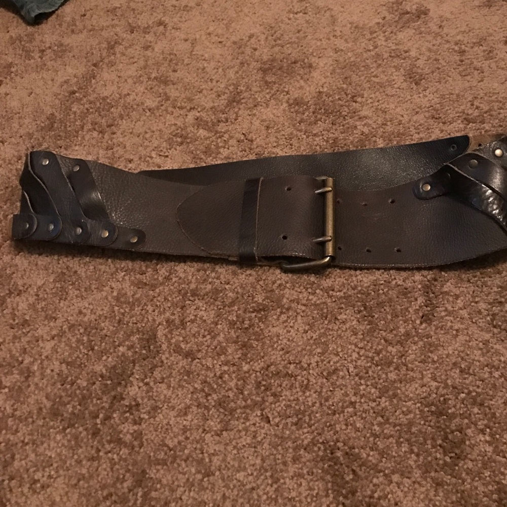 A Very trendy Boutique Good quality Waist belt