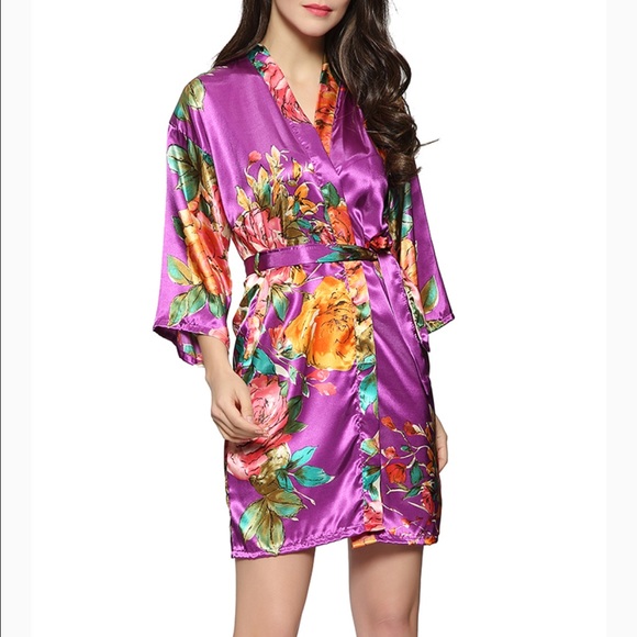 Vana Kimono Robe l Plus Available - Picture 3 of 8