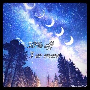 Bundle and save 30% off of 3 or more items 💗