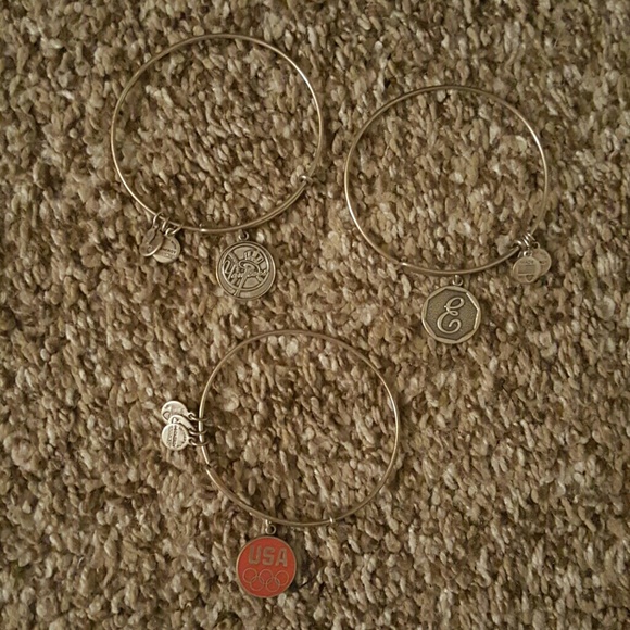 8 AUTHENTIC ALEX AND ANI BRACELETS - Picture 3 of 4
