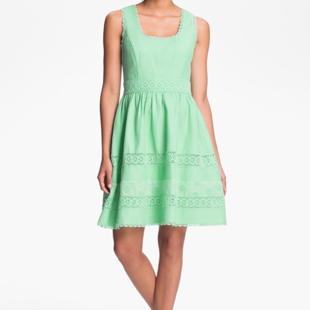 Jessica Simpson Dress