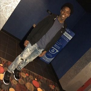 Meet your Posher, Kywon