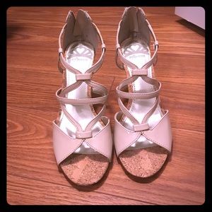 NWOB Fergie Nude Heels