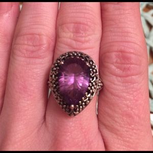 Beautiful vintage ring!