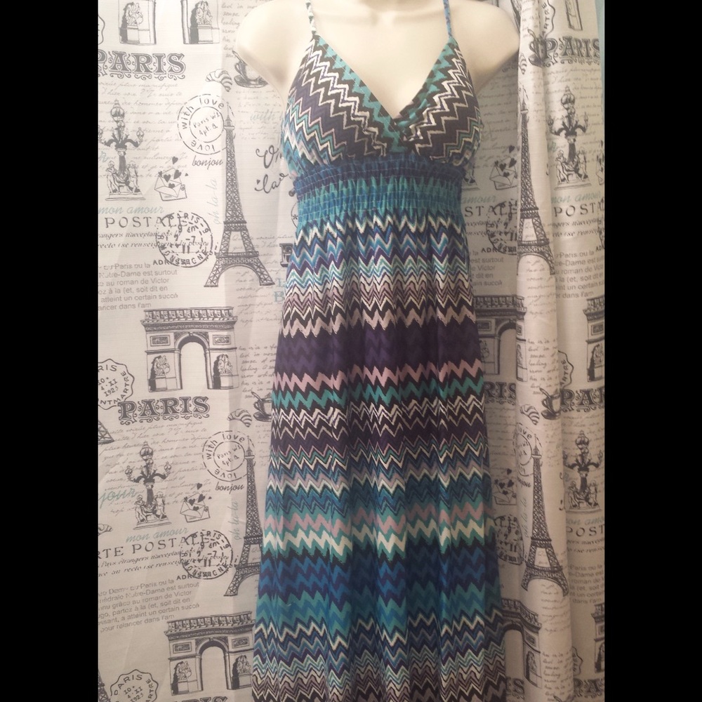 Beautiful long blue zigzag maxi dress