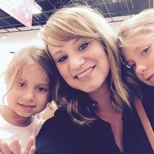 Meet your Posher, Nelly