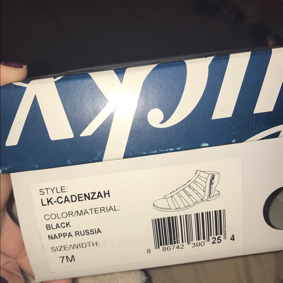 Lucky brand sandals - Picture 3 of 3