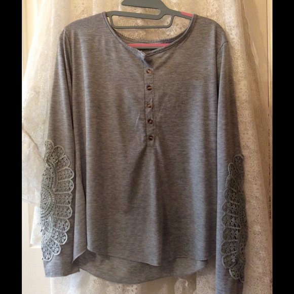 Long sleeve Tee - Picture 2 of 3