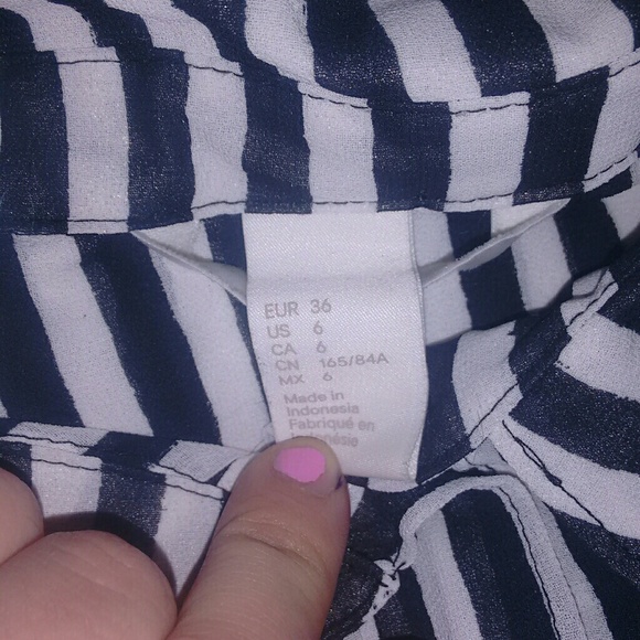 Pin strip tunic button up sheer blouse with collar - Picture 3 of 4