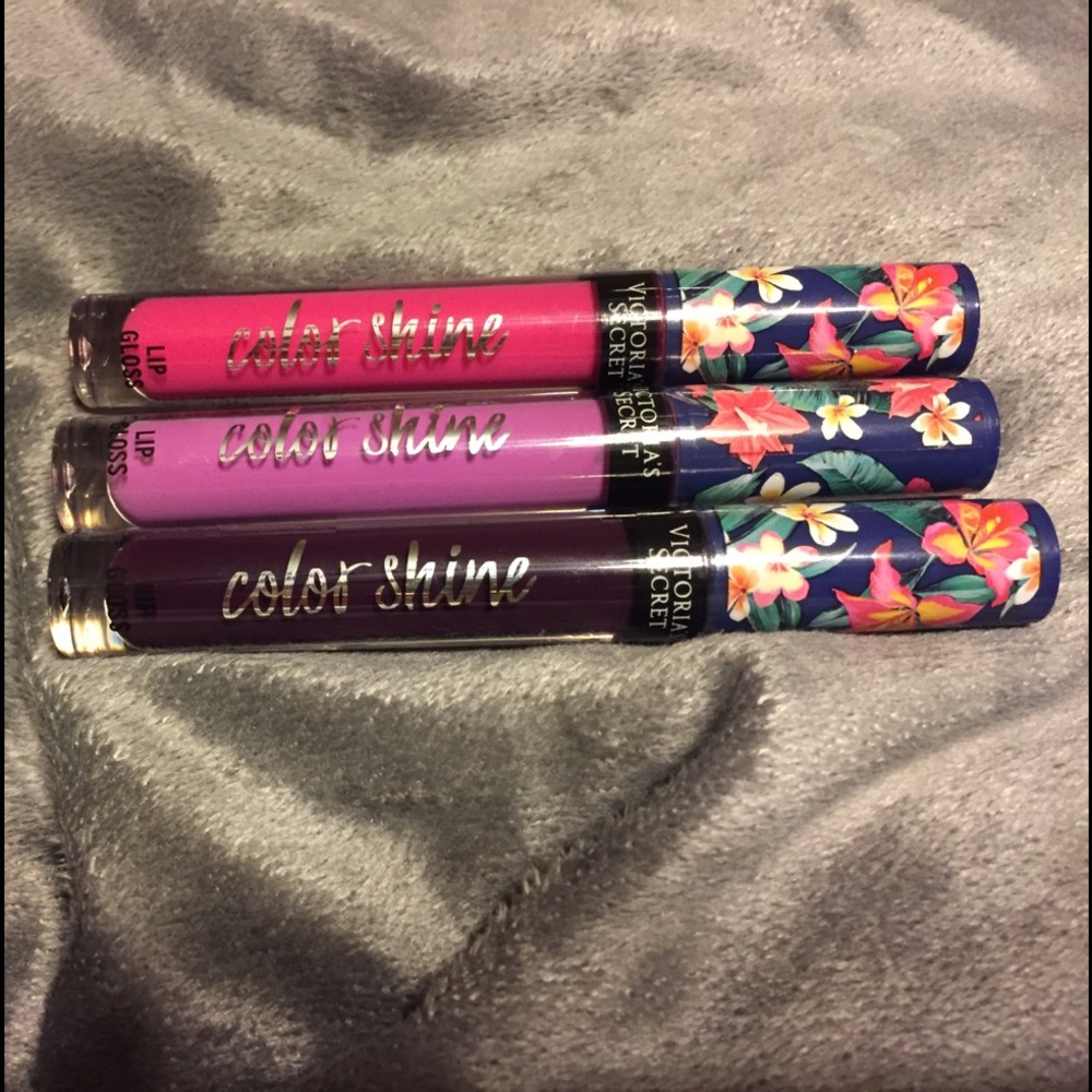 VICTORIA'S SECRET
Color Shine Gloss 3ct.
