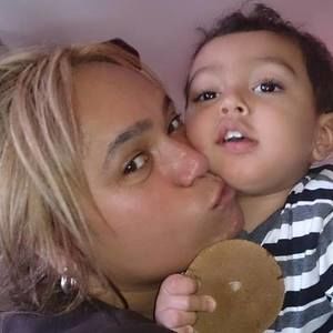 Meet your Posher, Sandy