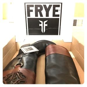 Frye - Melissa Logo 2-Tone Riding Boot 😍