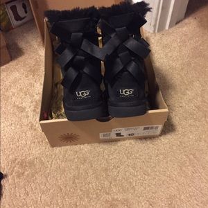 Toddler Bailey Bow Size 10 Ugg
