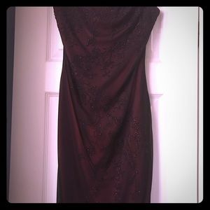 **CLEARANCE** Blk & red beaded cocktail dress