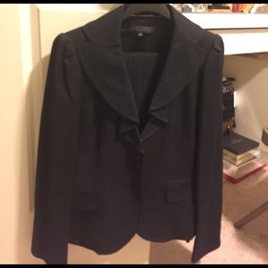Anne Klein blazer and pants size 4