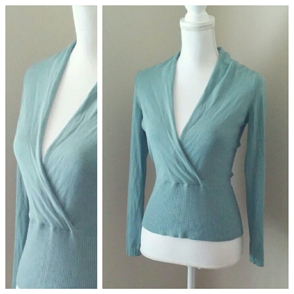 Ann Taylor Tops - Ann Taylor Silk Cashmere Blend Deep V Top XS