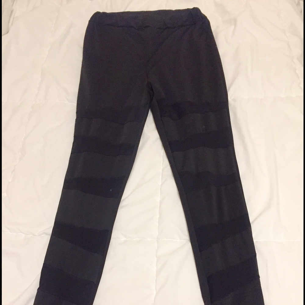 Mesh panel leggings