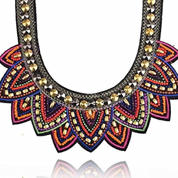 NWOT Boho Statement Bib Necklace - Picture 2 of 2