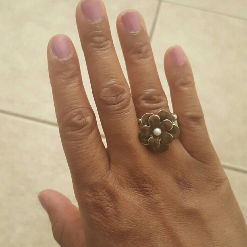 Adjustable ring brown