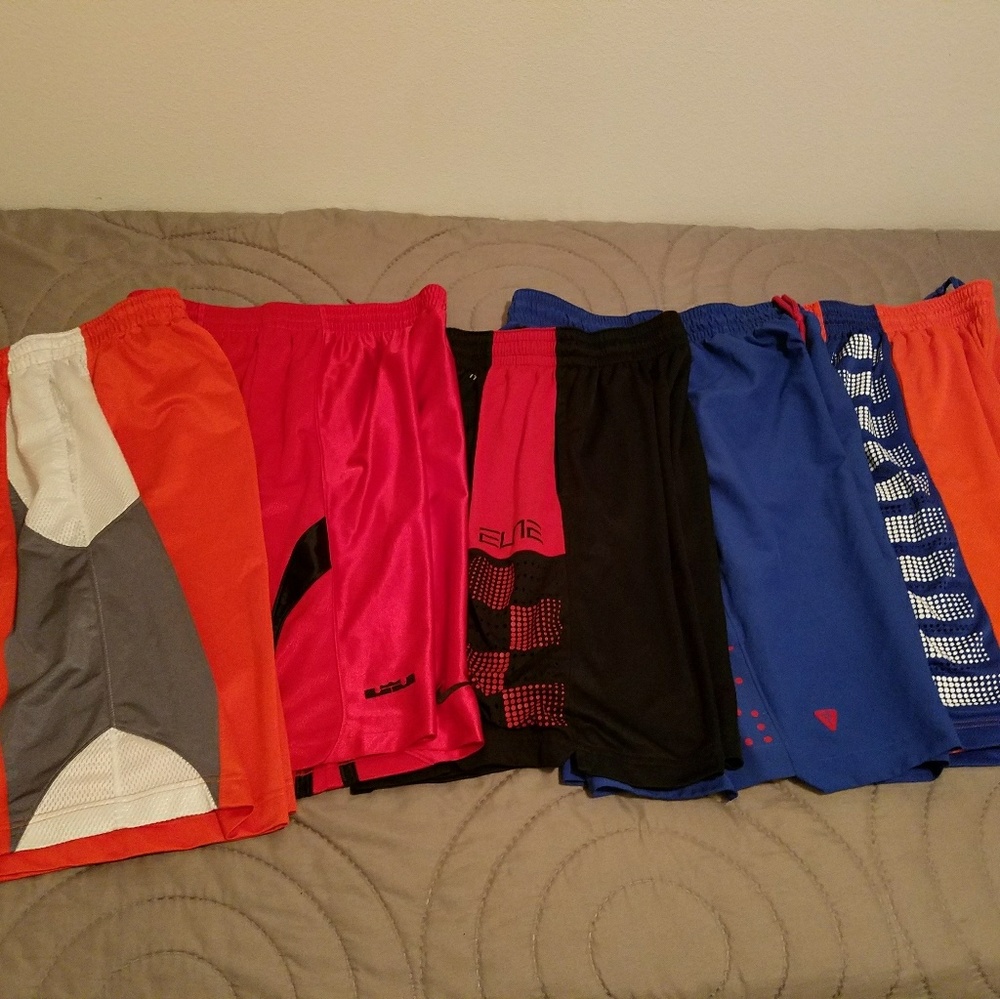 ****SOLD Nike Baketball Shorts (5 pairs) Sz L