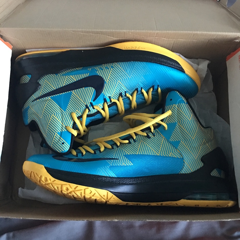 NIB Nike KD V N7 brand new with box
