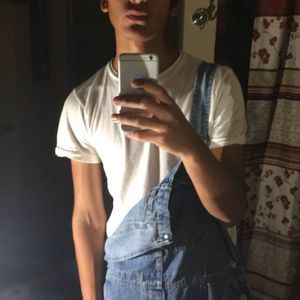 Meet your Posher, Adrian