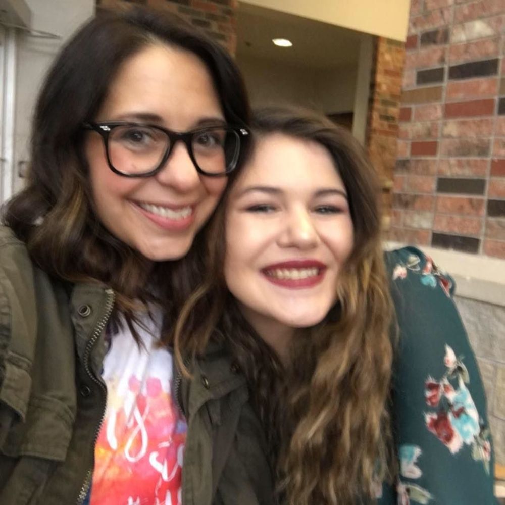 Meet your Posher, Crystal