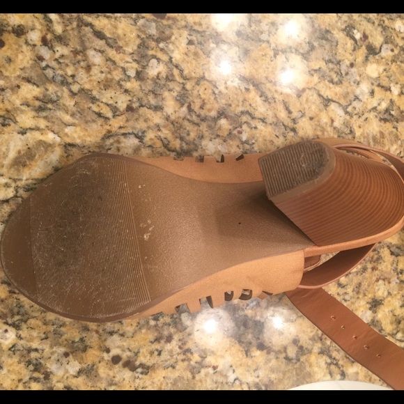 Sandals - Picture 3 of 3