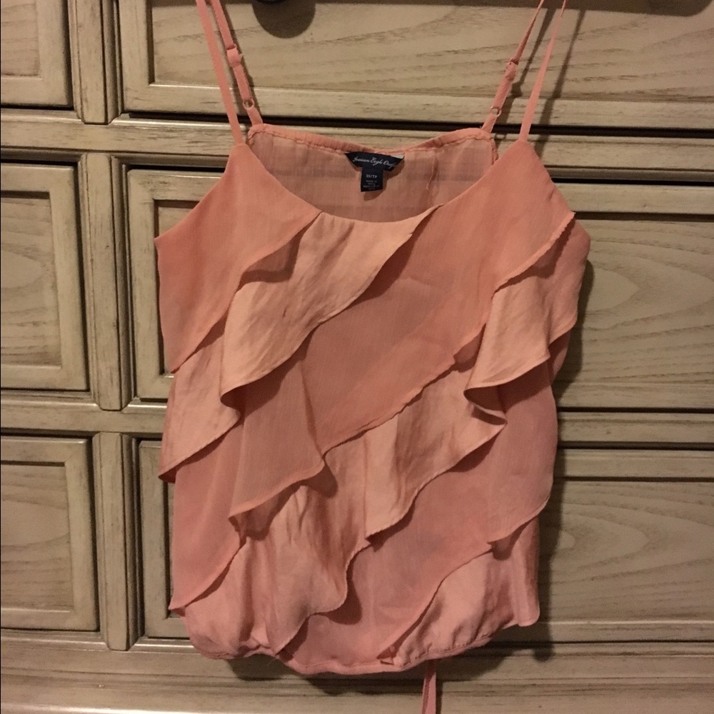 🍁🍂American eagle ruffles top.