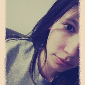 Meet your Posher, Caroline