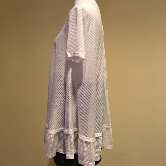 Last Chance before I donate ivory Top - Picture 4 of 6