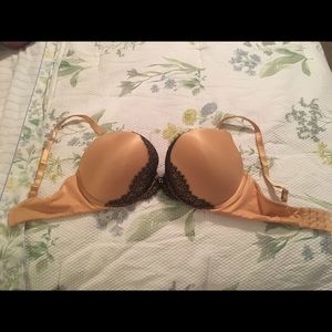 Victoria's Secret Miraculous Plunge