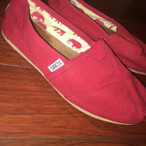 Red toms