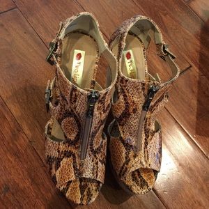 Two Lips high heel wedge sandals! Only worn once!