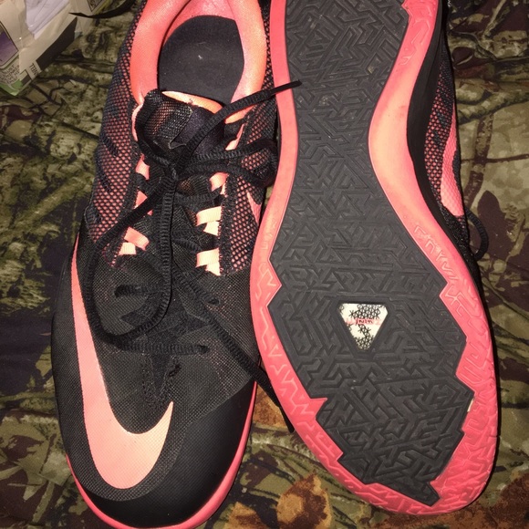 Nike Zoom "Run the One" Basketball Shoes - Picture 2 of 3